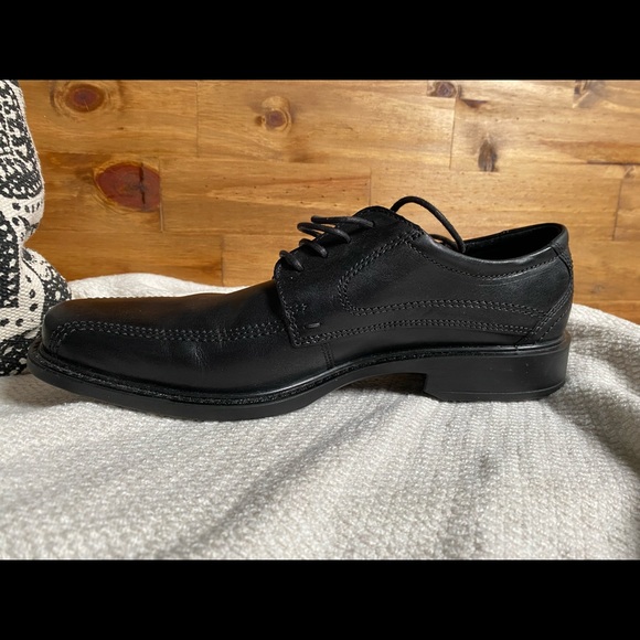 🛑 SOLD 🛑 Ecco Oxford Dress Shoe Black - Picture 2 of 4